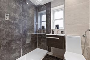 Photo 25- click for photo gallery